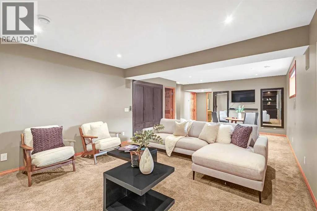 113 Wentworth Close SW