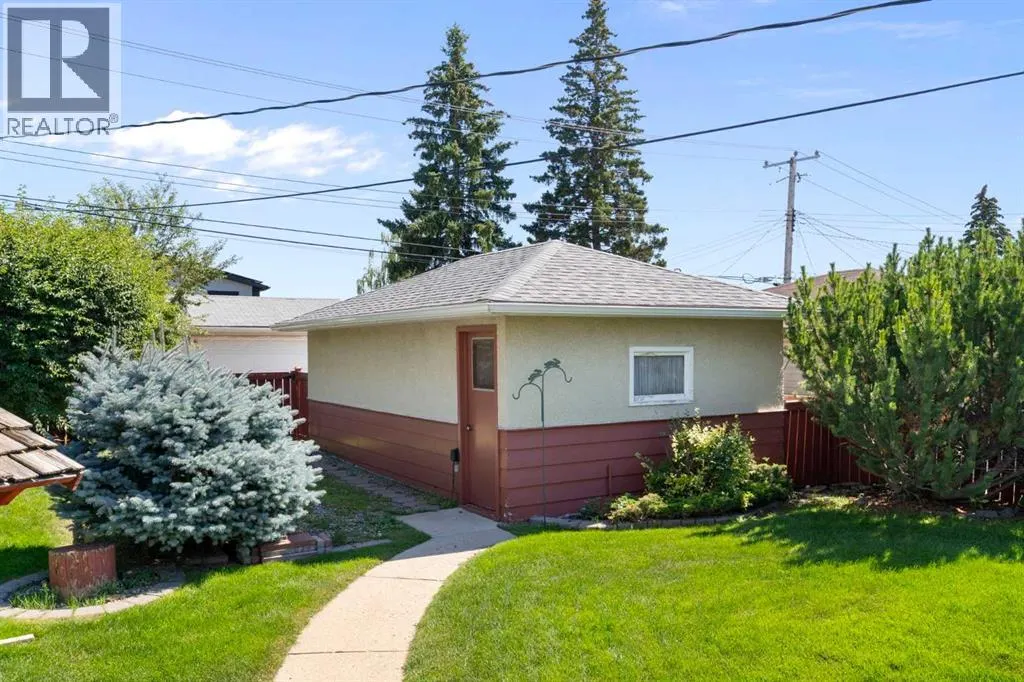 16 Chatham Drive NW