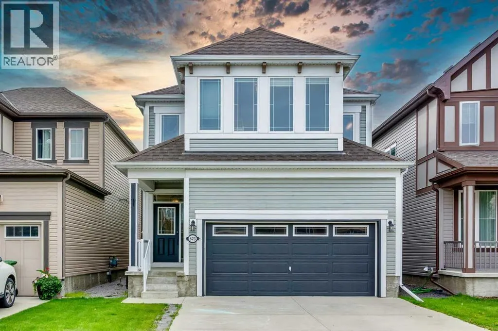 523 Windbrook Heights SW