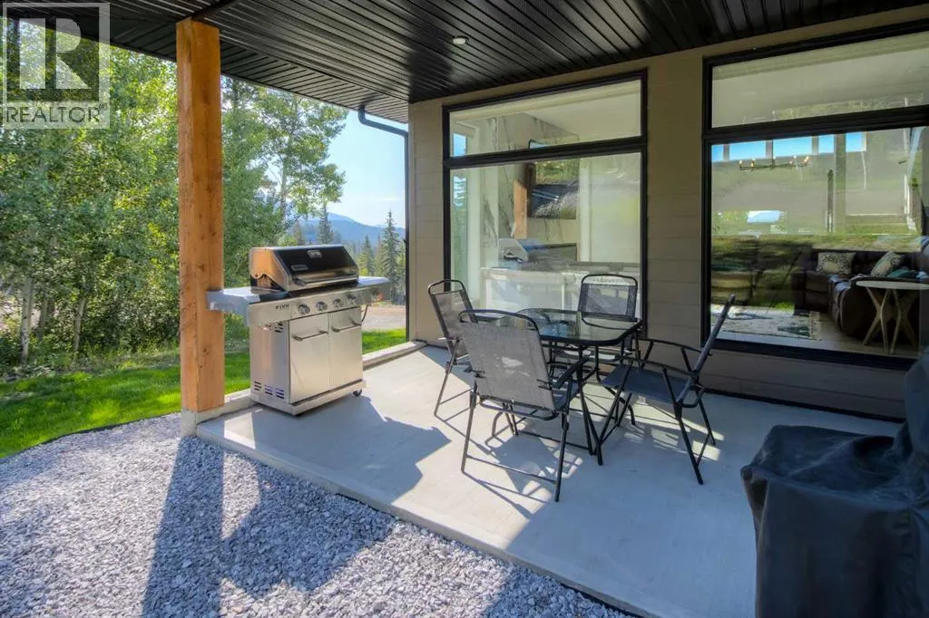70 Kananaskis Drive