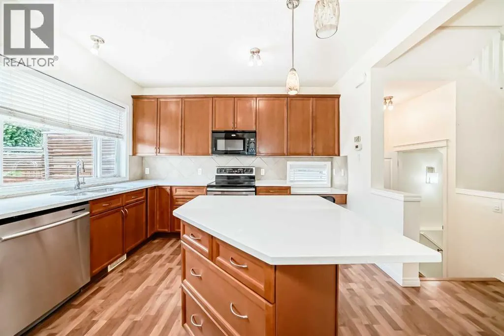 23 Auburn Bay Manor SE