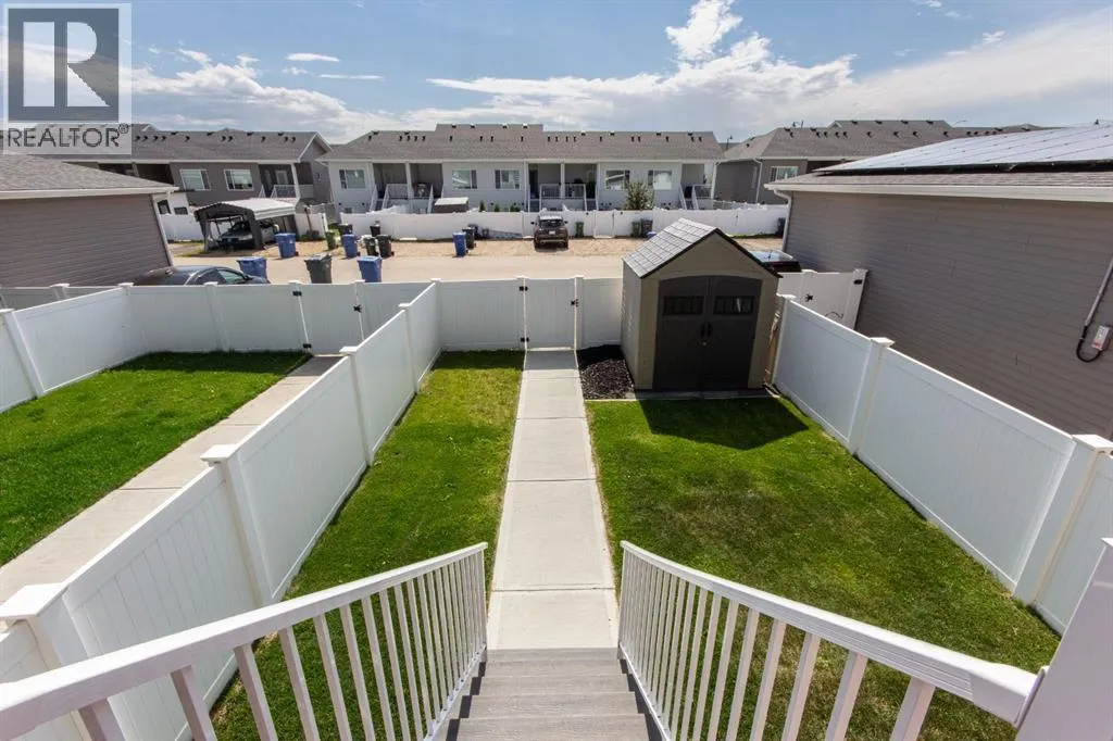 77 Ellington Crescent