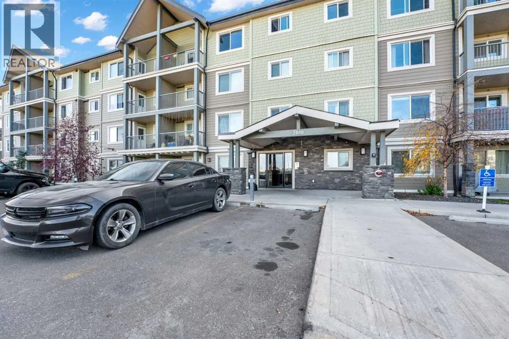 2401, 181 Skyview Ranch Manor NE