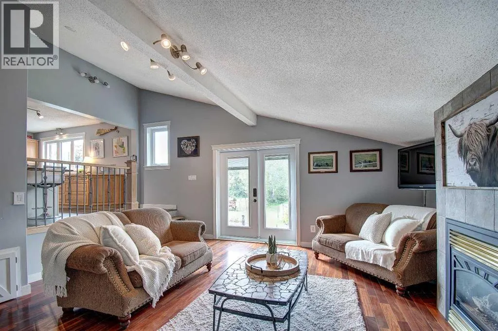104 Hill Spring Meadows