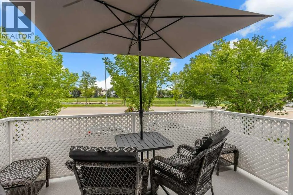212 Valley Ridge Heights NW
