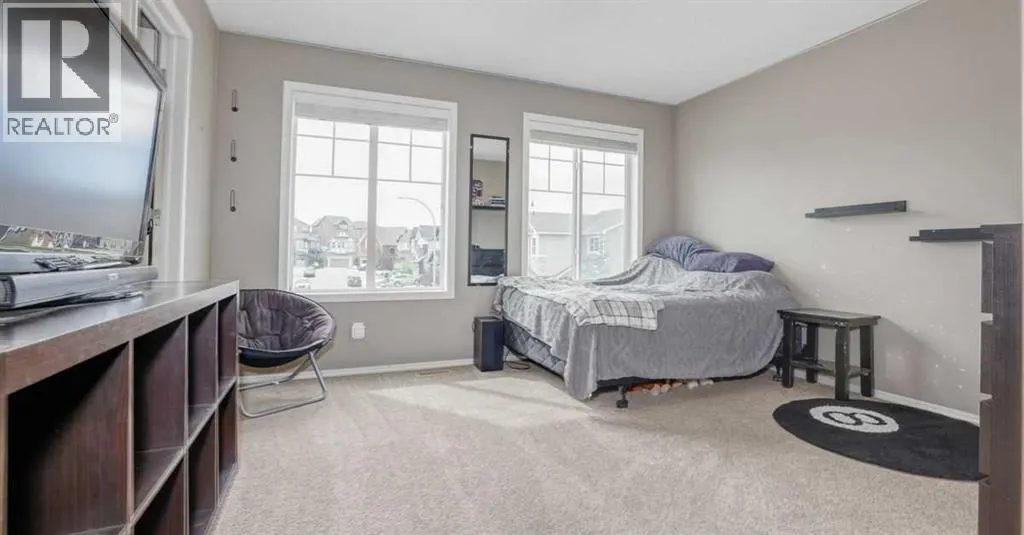 44 Nolancrest Green NW