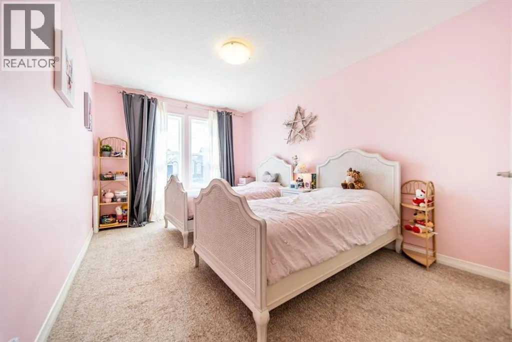98 Mahogany Passage SE