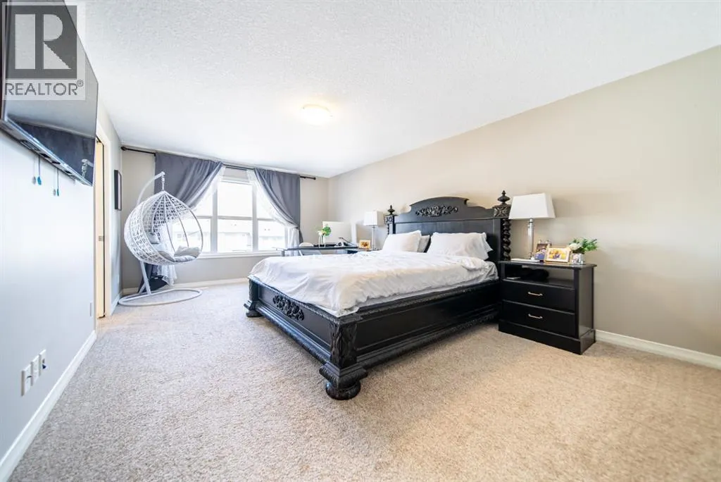 98 Mahogany Passage SE