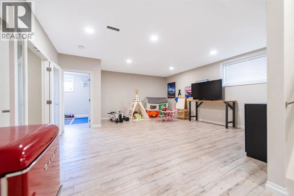 98 Mahogany Passage SE
