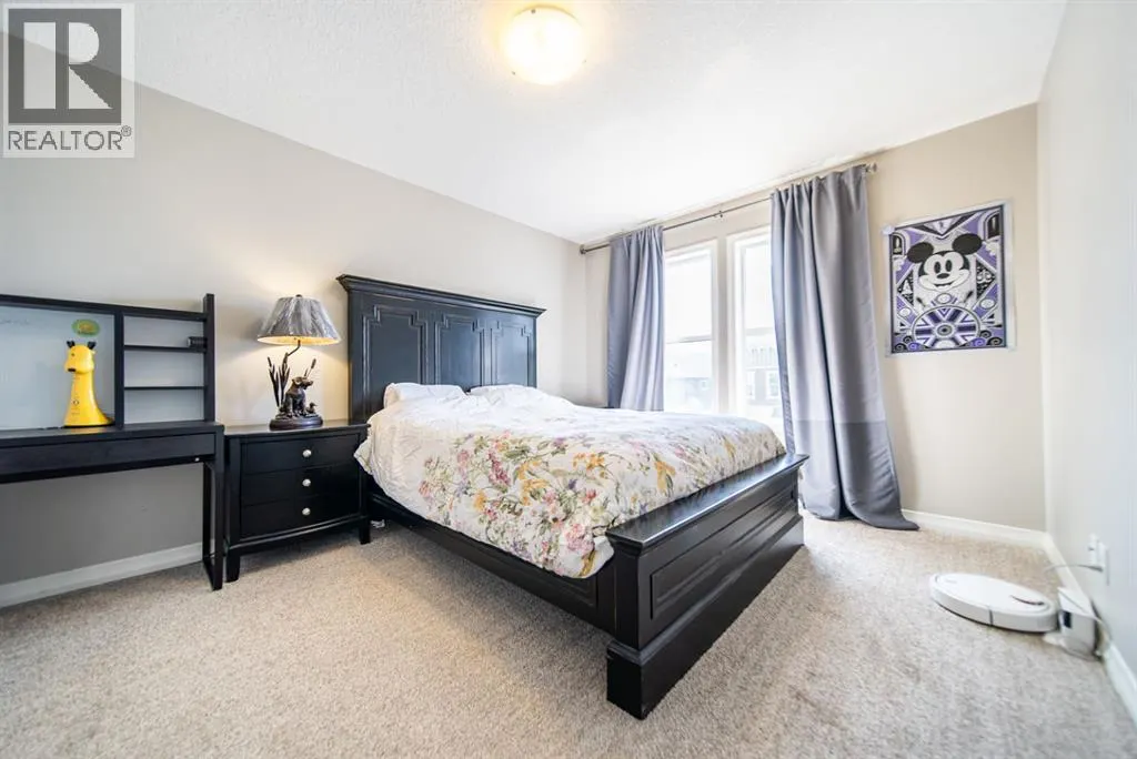 98 Mahogany Passage SE
