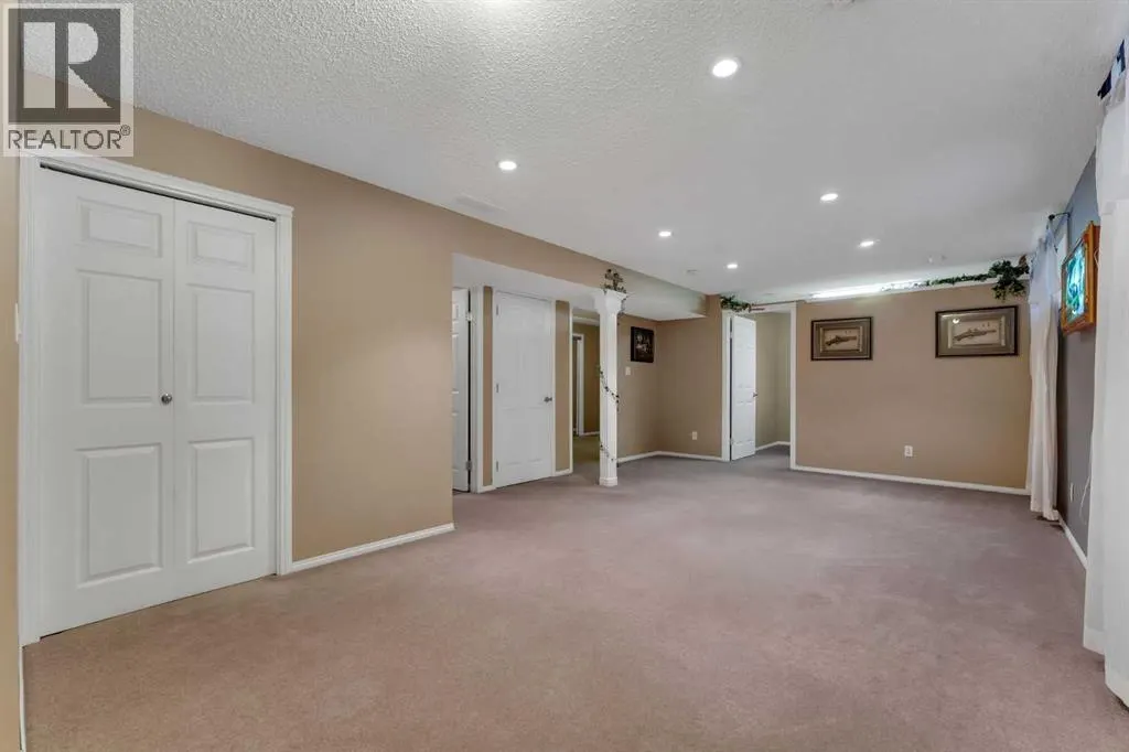 15 Saddletree Drive NE