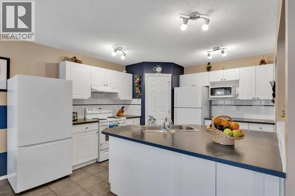 15 Saddletree Drive NE