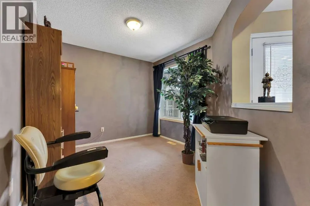 15 Saddletree Drive NE