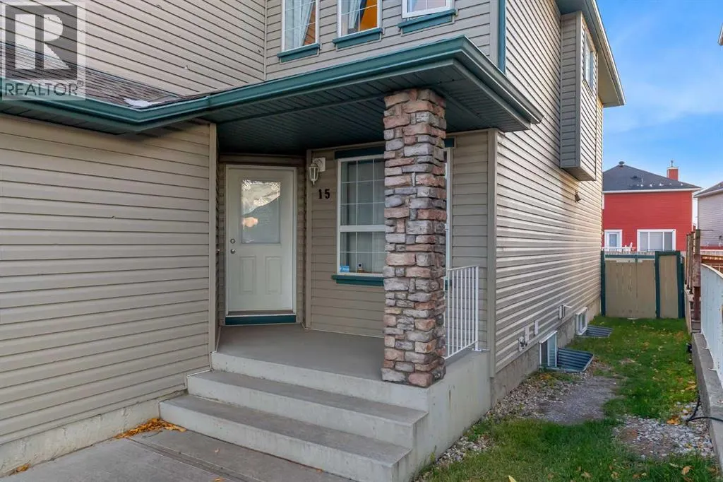 15 Saddletree Drive NE