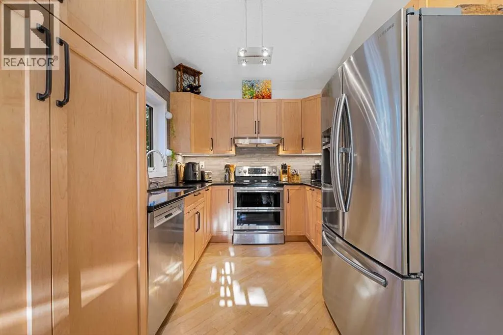 51 Bearberry Bay NW