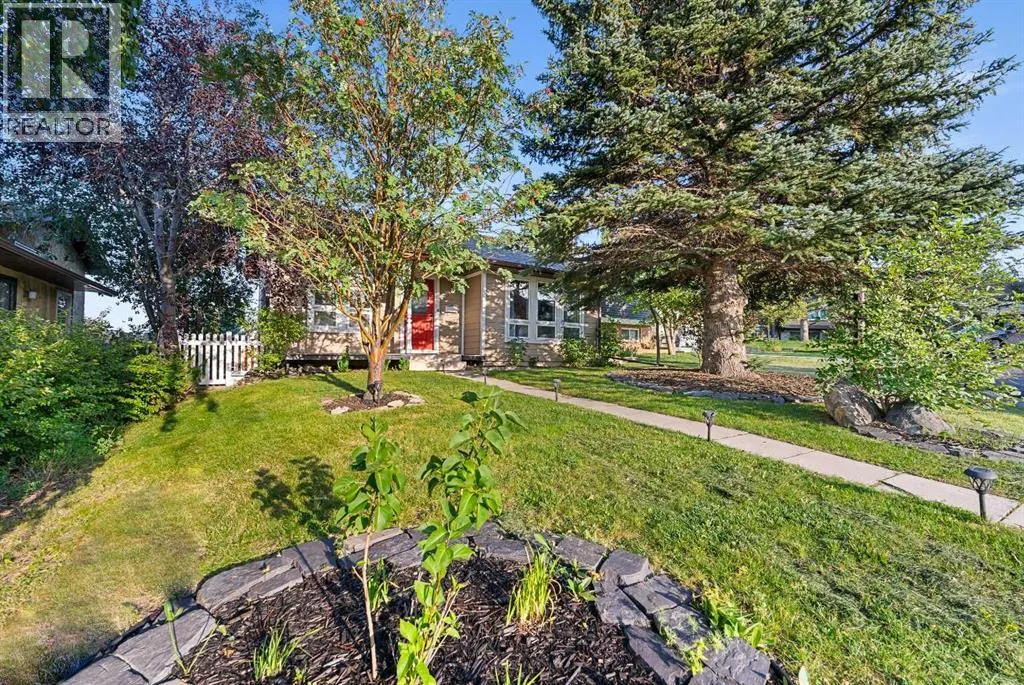 51 Bearberry Bay NW