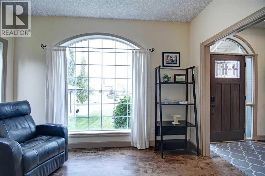 11 Sienna Ridge Bay SW