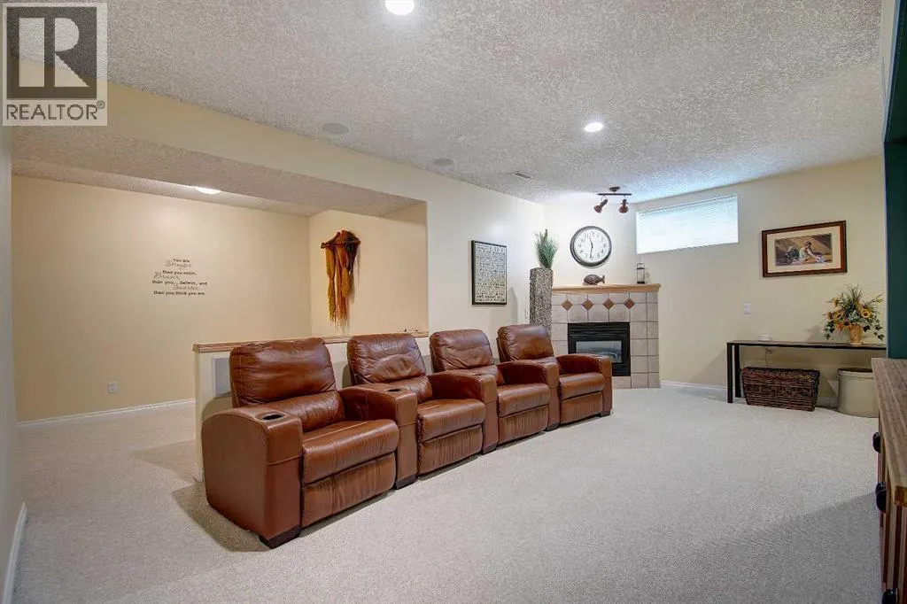 11 Sienna Ridge Bay SW