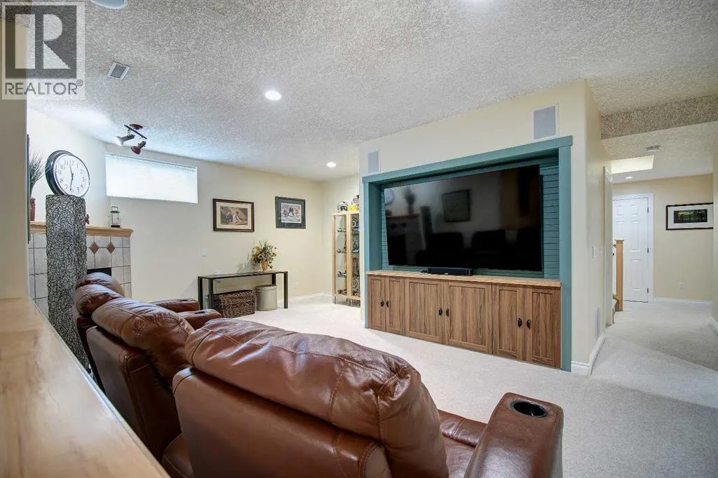 11 Sienna Ridge Bay SW