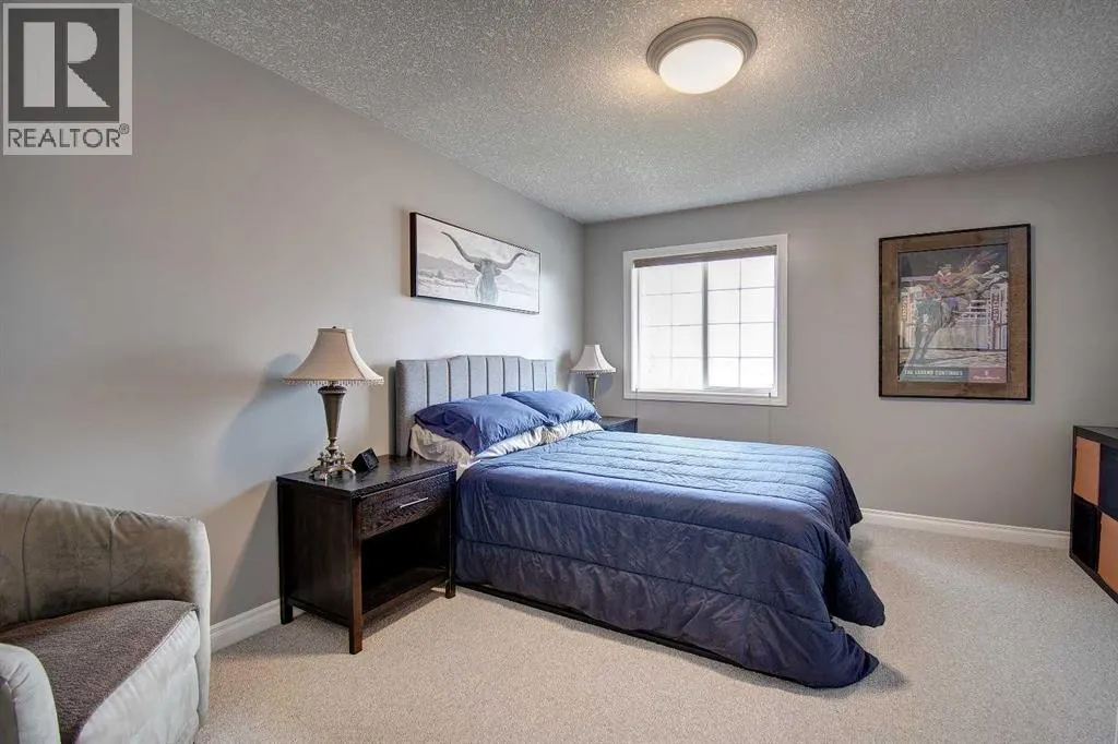 11 Sienna Ridge Bay SW