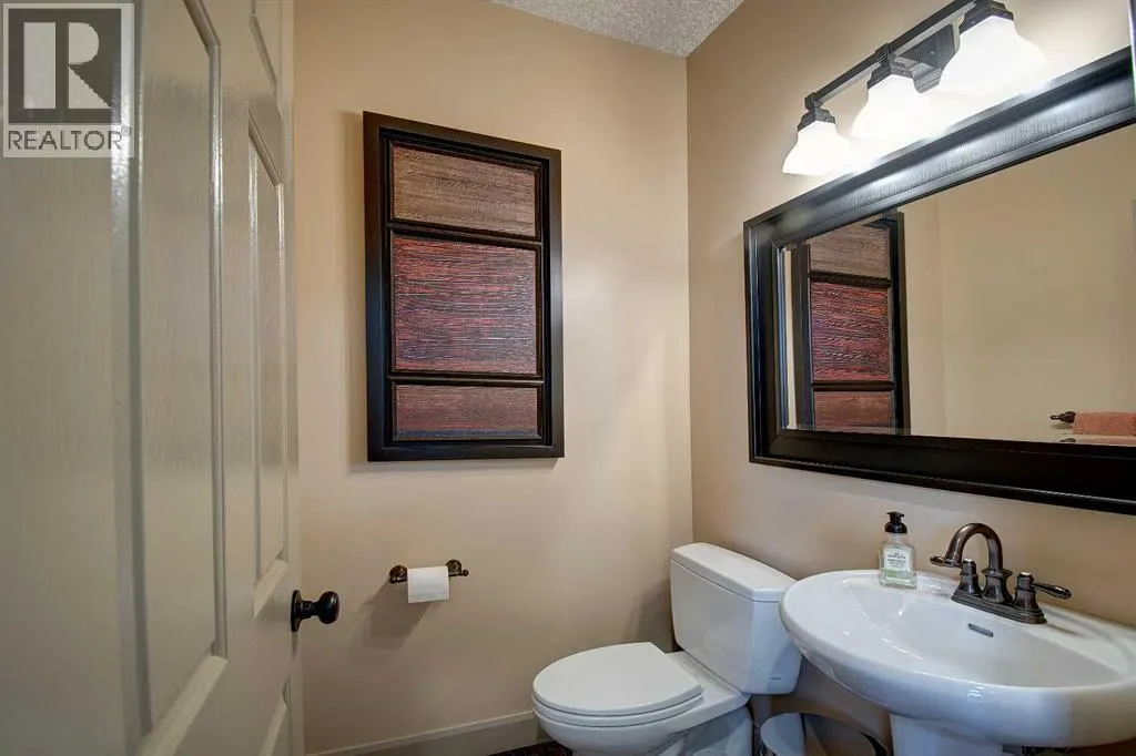 11 Sienna Ridge Bay SW