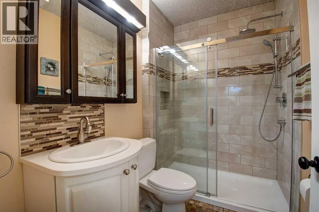 11 Sienna Ridge Bay SW