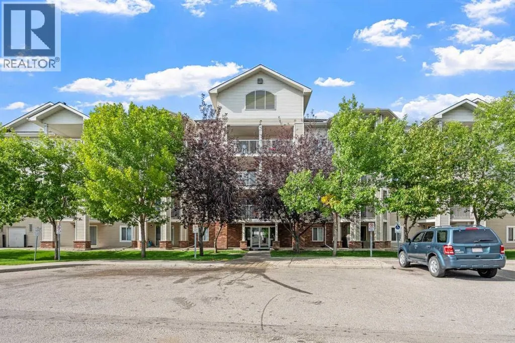 1303, 17 Country Village Bay NE
