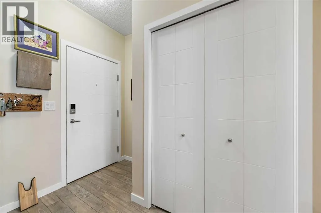 410, 402 Marquis Lane SE