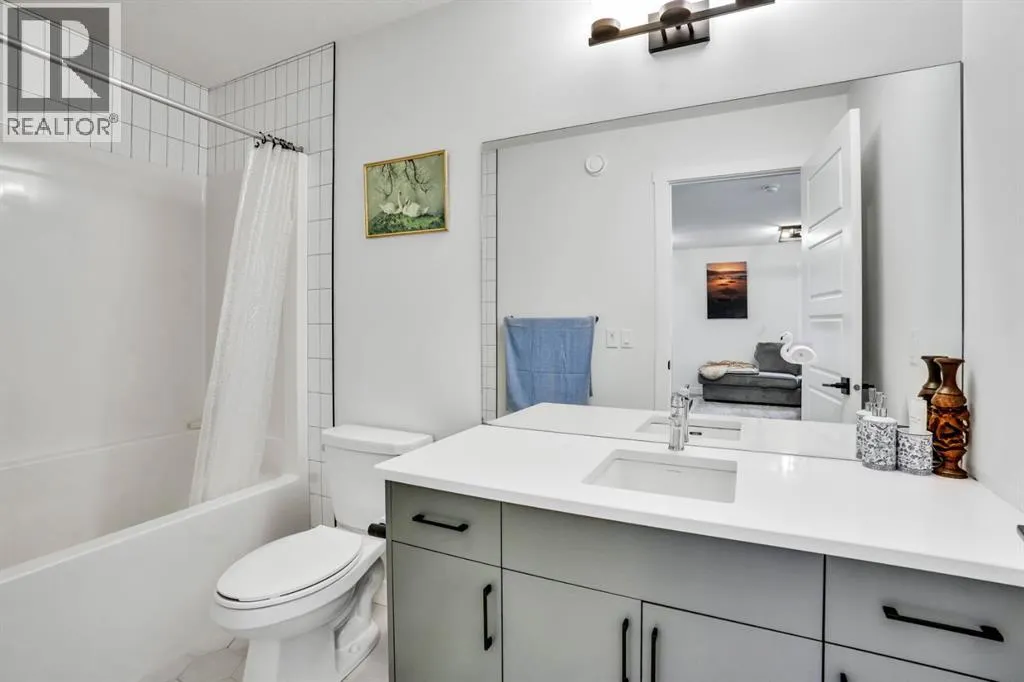 353 Walcrest View SE