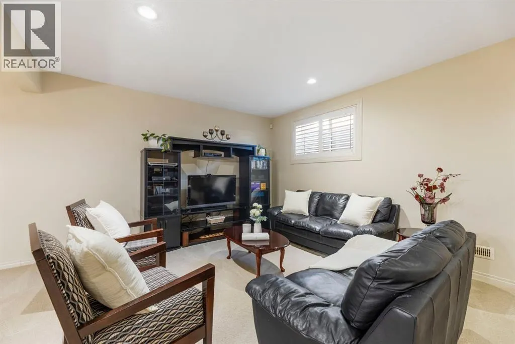200 Auburn Sound View SE