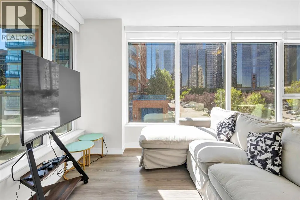 311, 108 Waterfront Court SW