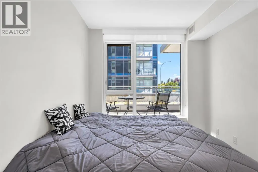 311, 108 Waterfront Court SW