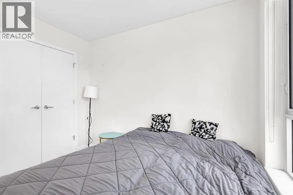 311, 108 Waterfront Court SW