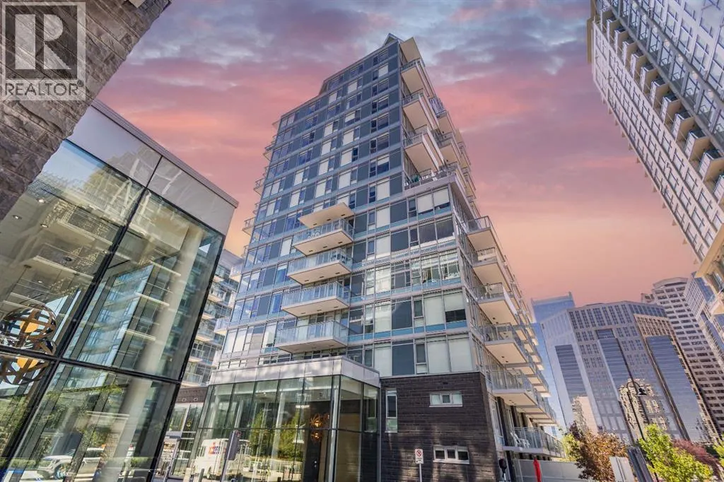 311, 108 Waterfront Court SW