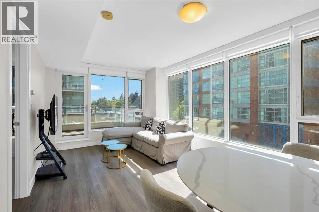 311, 108 Waterfront Court SW