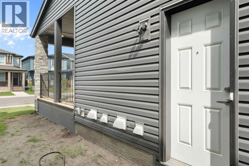 28 Legacy Glen Link SE