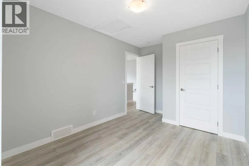 28 Legacy Glen Link SE