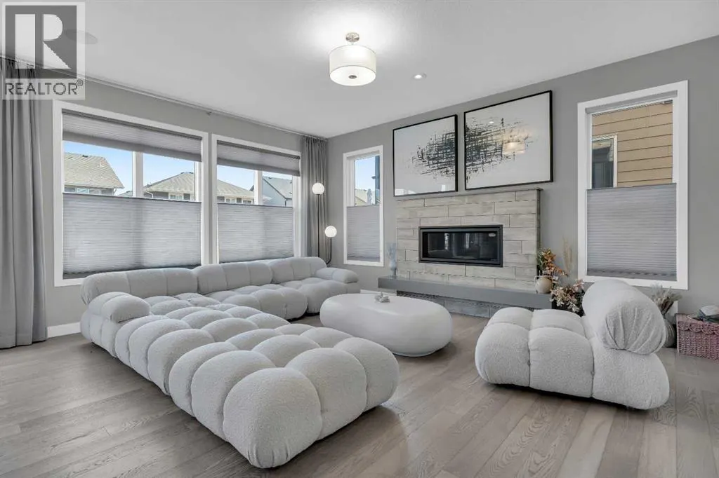 29 Magnolia Terrace SE