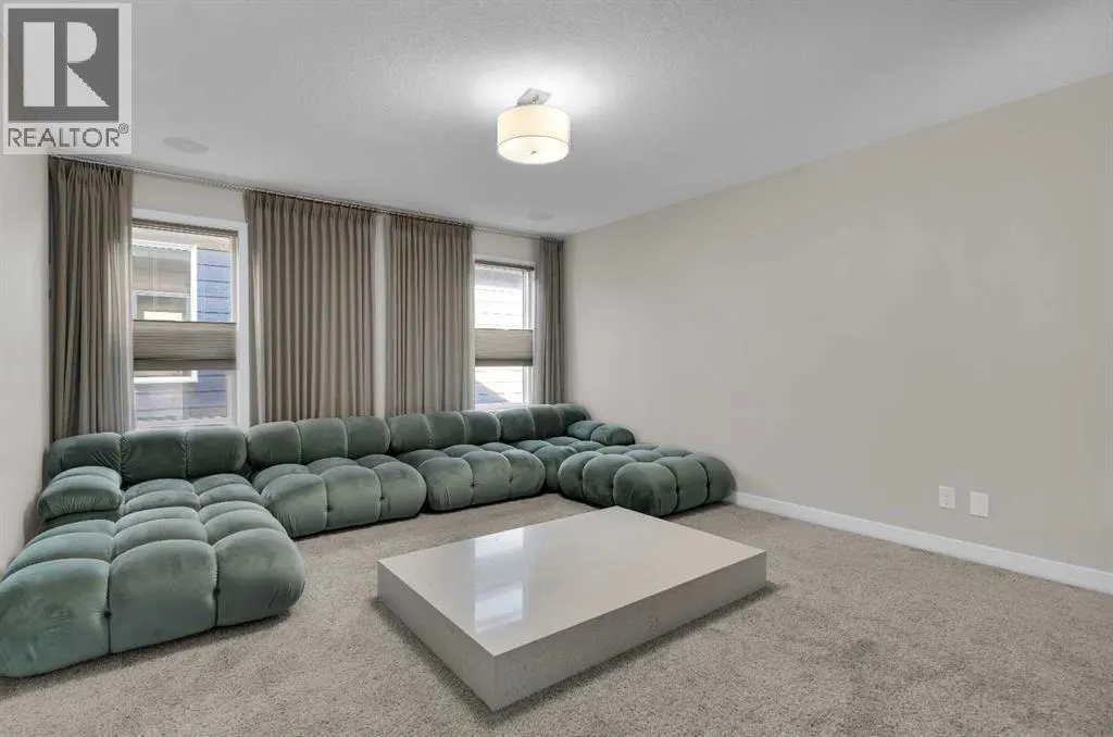 29 Magnolia Terrace SE
