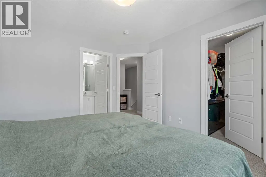 230 Auburn Meadows Manor SE