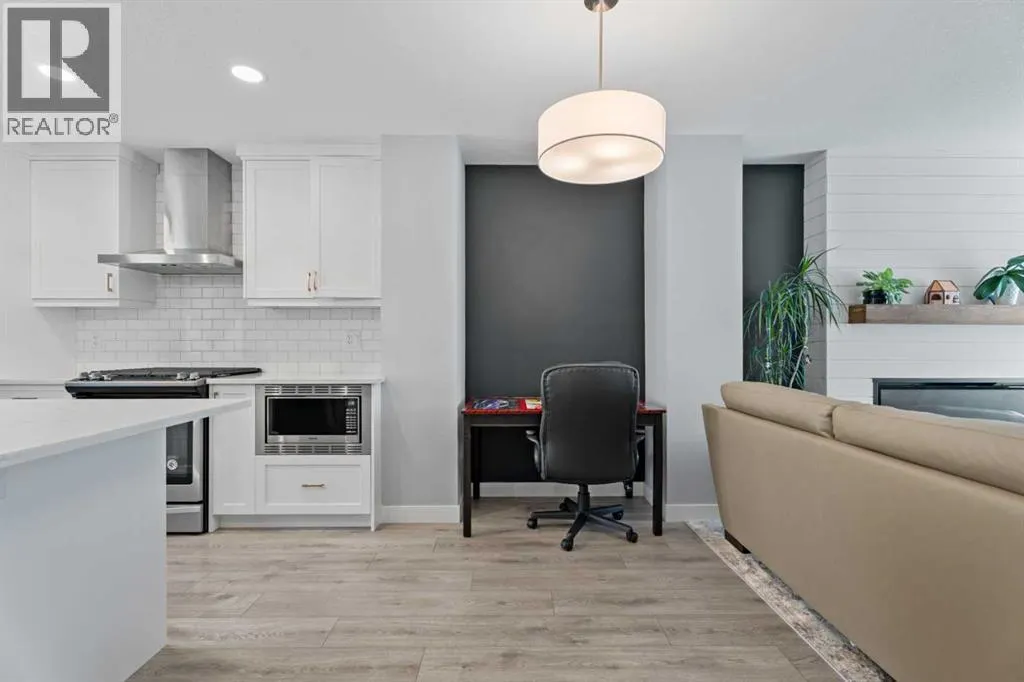 230 Auburn Meadows Manor SE