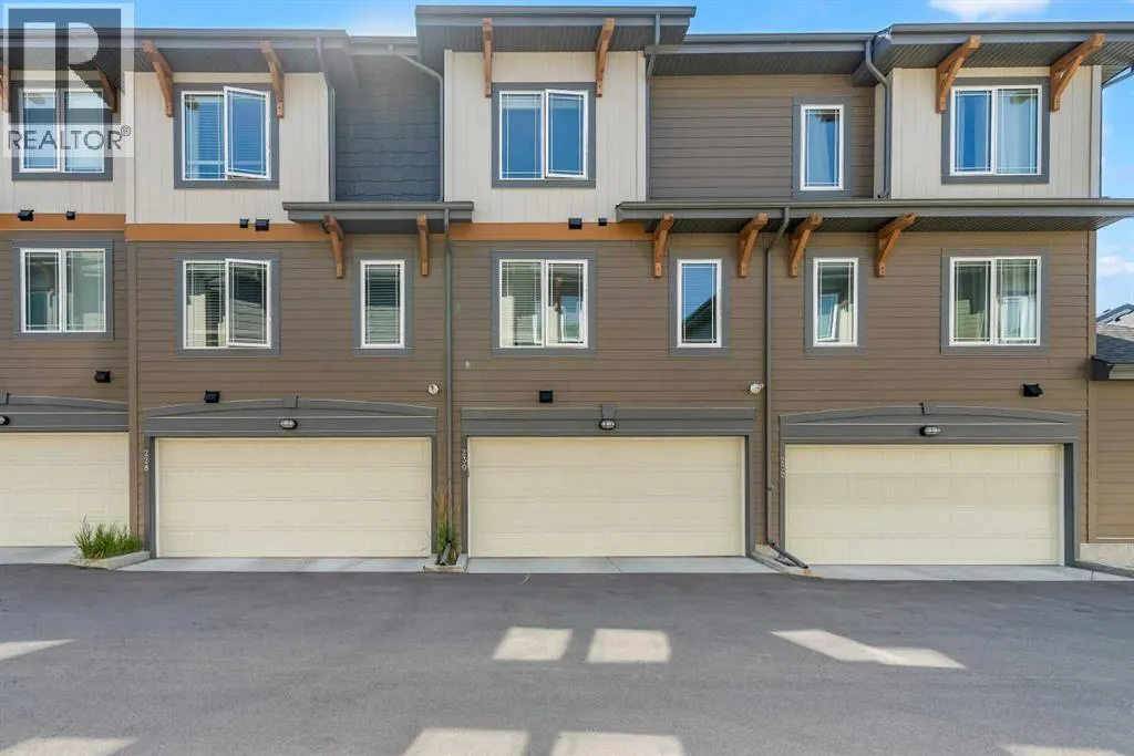 230 Auburn Meadows Manor SE