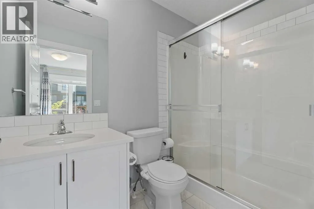 230 Auburn Meadows Manor SE