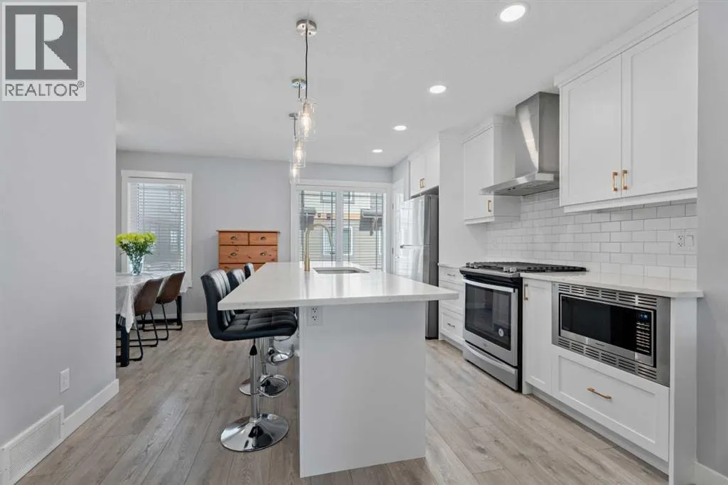 230 Auburn Meadows Manor SE
