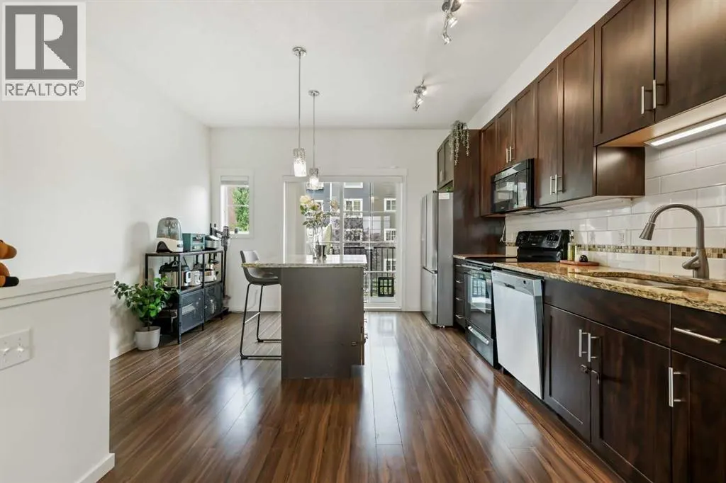 267 Copperpond Common SE