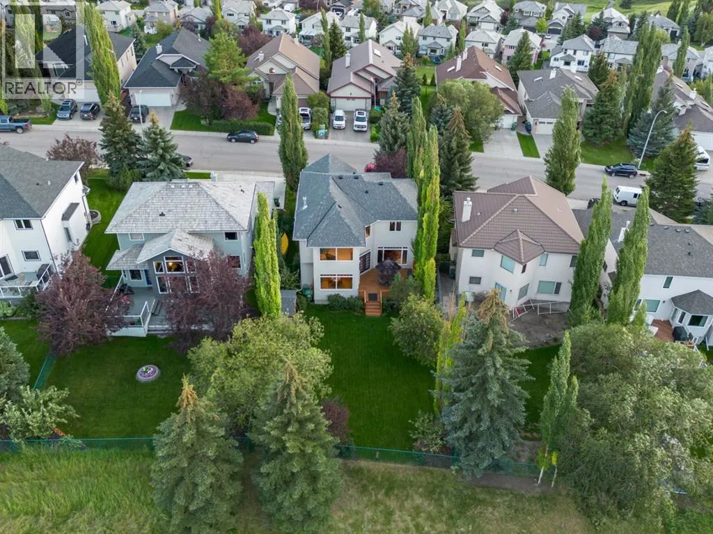 28 Gleneagles View