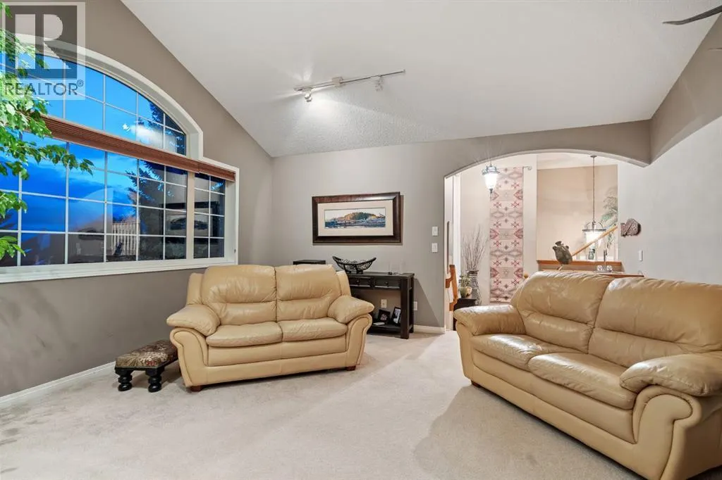 28 Gleneagles View