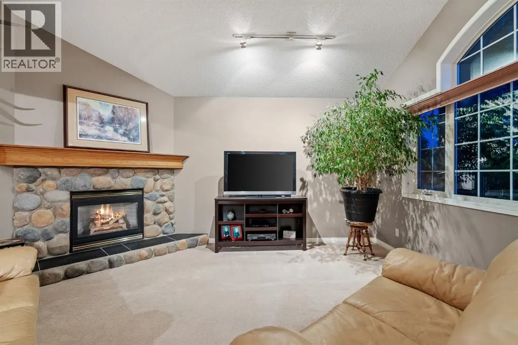 28 Gleneagles View