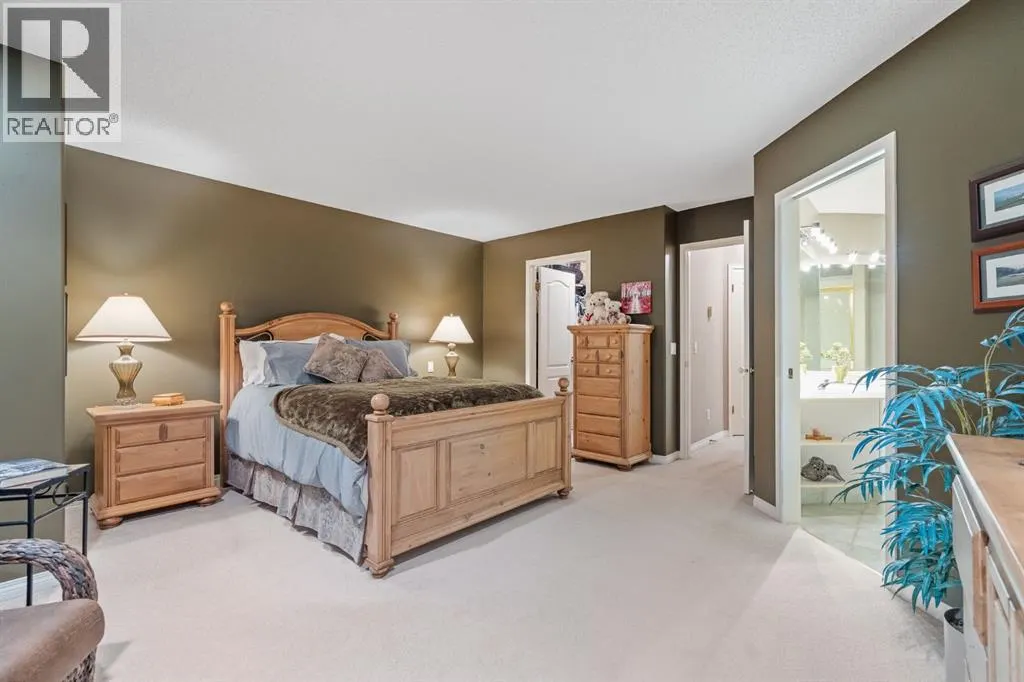 28 Gleneagles View