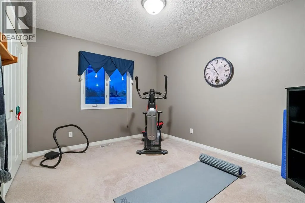 28 Gleneagles View